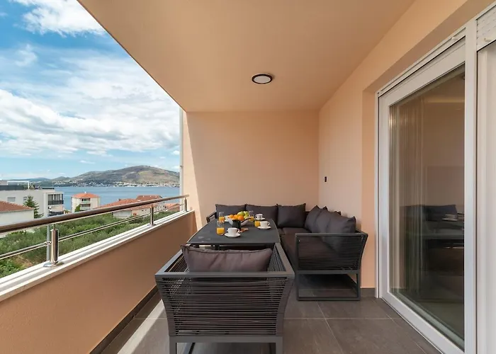 Apartment Maria Trogir